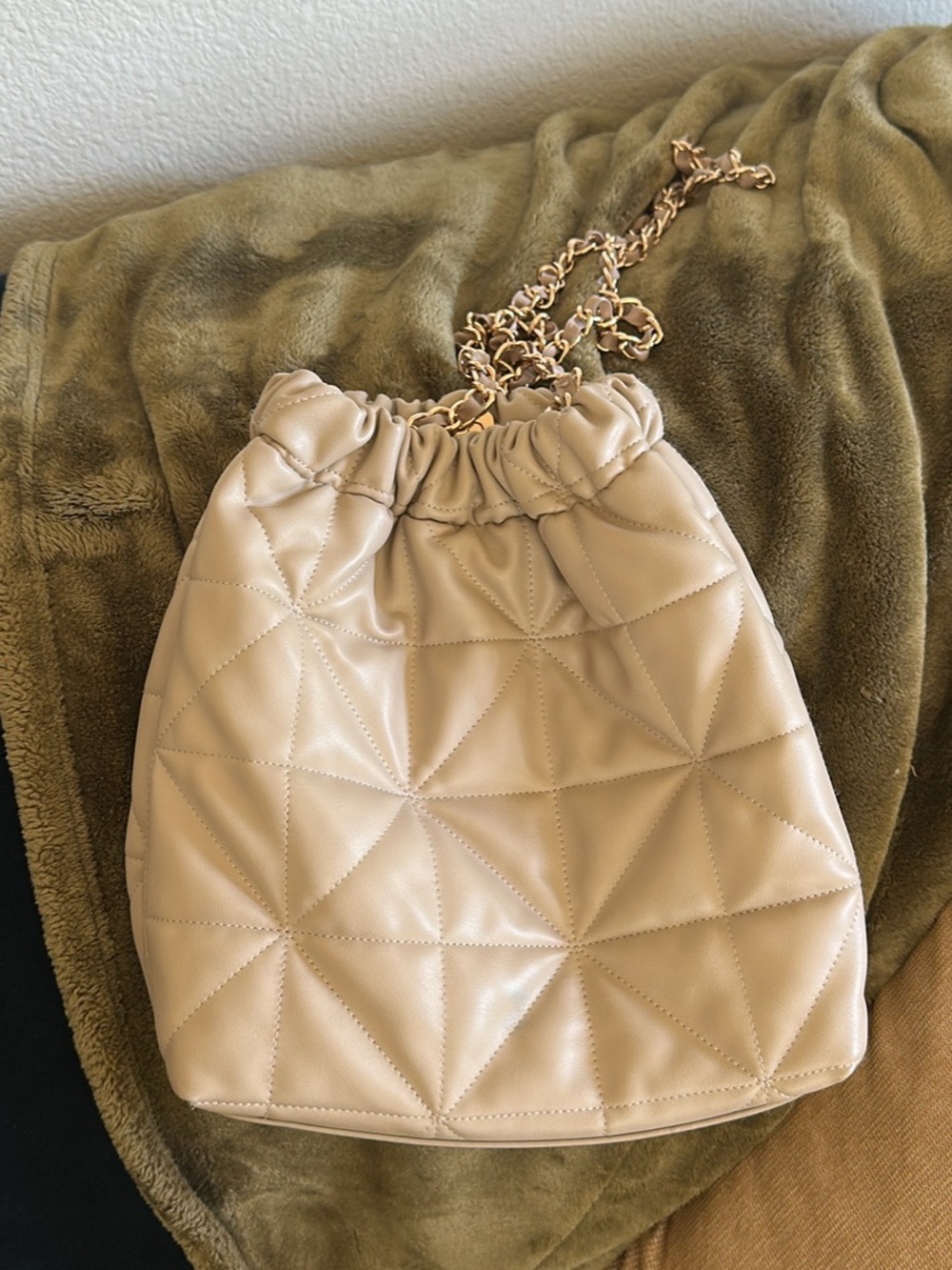 ‘A New Day’ satchel style purse